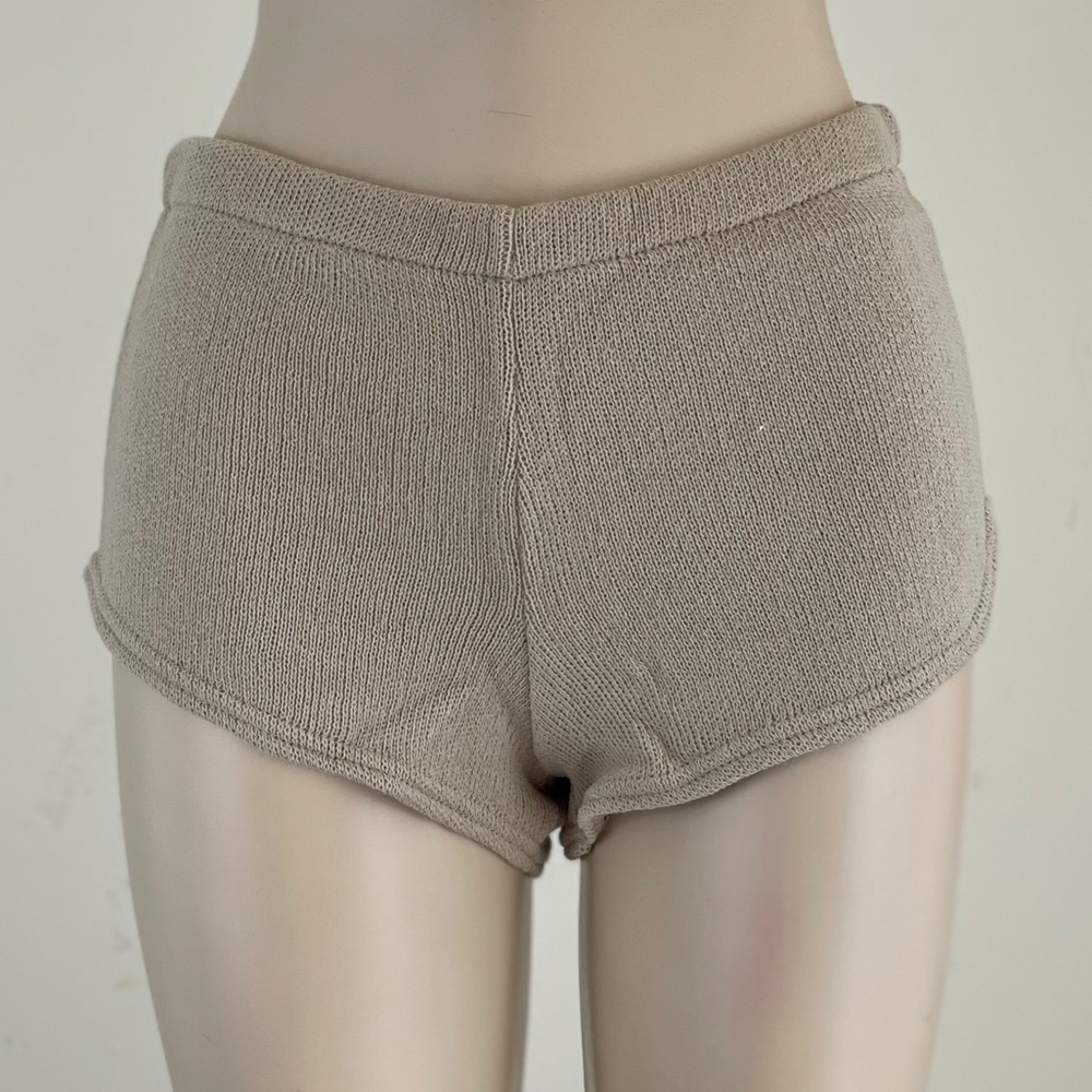 Nasty Gal Knit’s Bound To Happen Sweater-Shorts Set - Picture 14 of 16